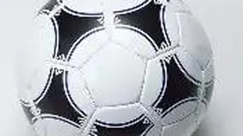 “米兰欲以折扣价500万欧买断沃克续约意向强烈”